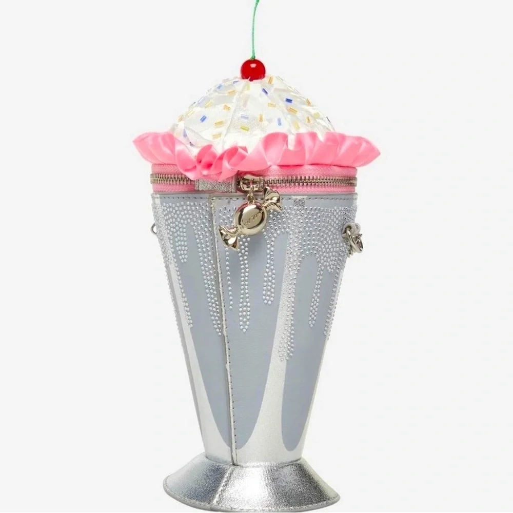 🍨 🍒 NWT Betsey Johnson Kitsch Shake It Up Silver Purse (in original plastic)